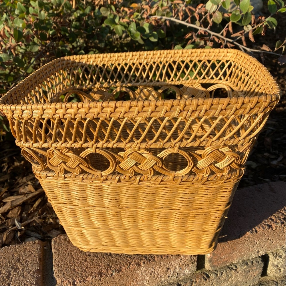 Wicker wastebasket